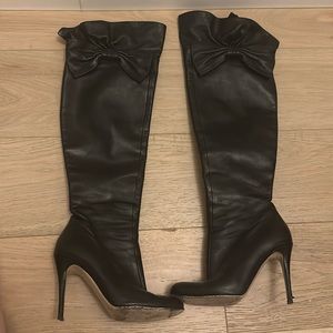 Stunning over the knee Valentino boots